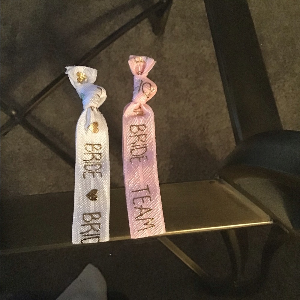 Elastic bridal shower bracelet band